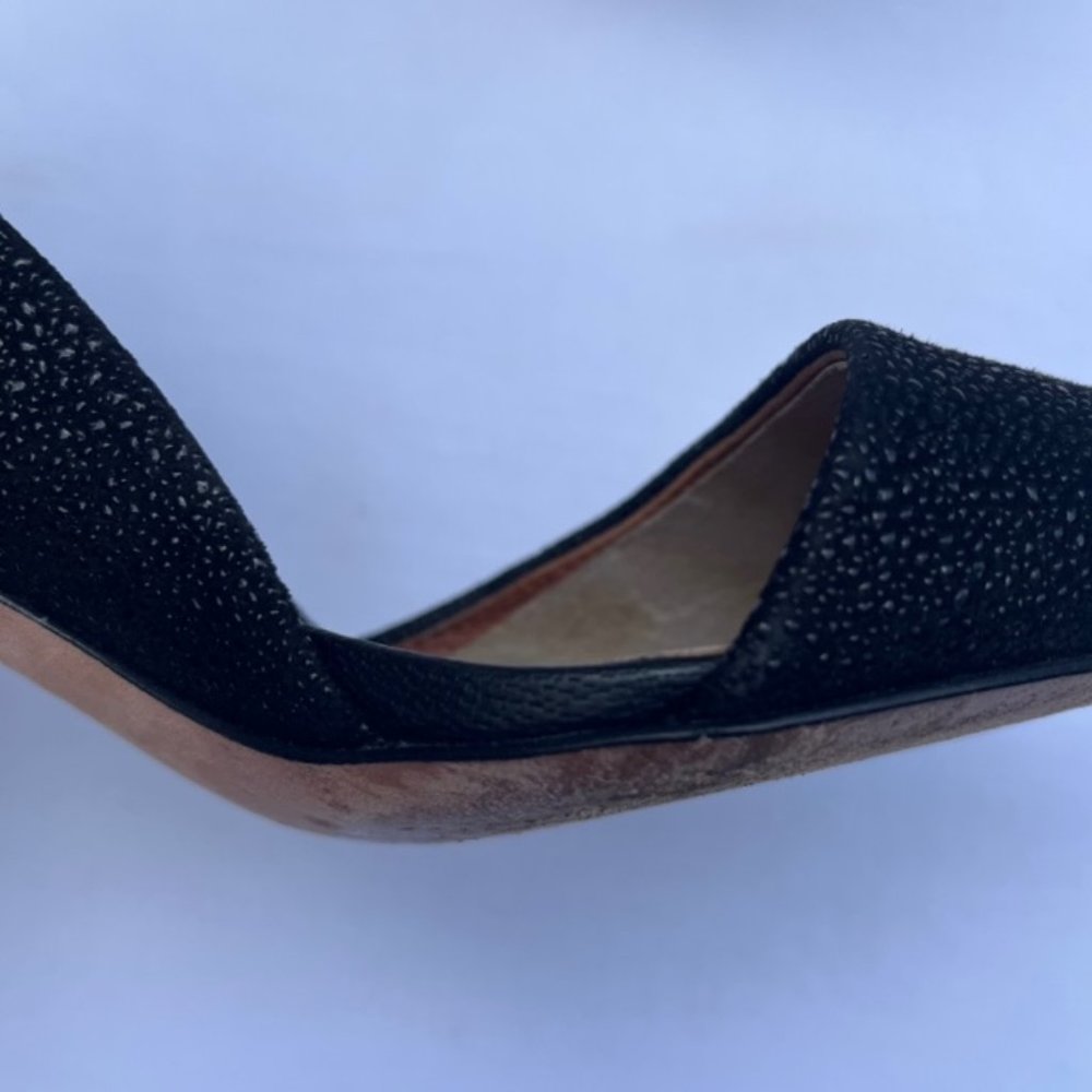 REBECCA MINKOFF Brie D'Orsay Black Stingray Print Pumps Size 6 1/2M - Picture 11 of 14